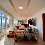 Espaco Inteiro Em Barra De Guaratiba Com Suite